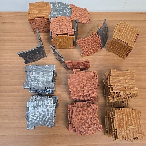 Jazwares Fortnite Epic Games & Late Game Survival Building Set of 76 pieces - Picture 2 of 5